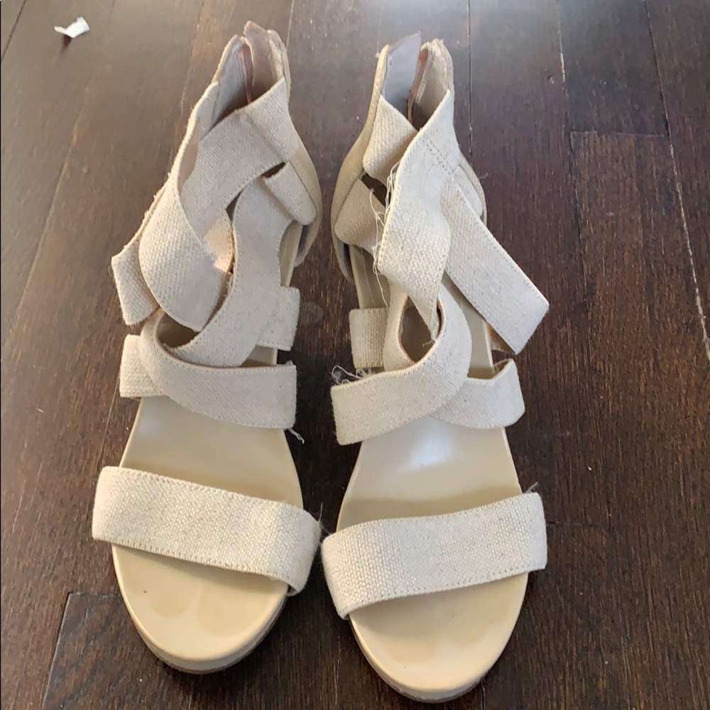 Bcbg linen tan wedges